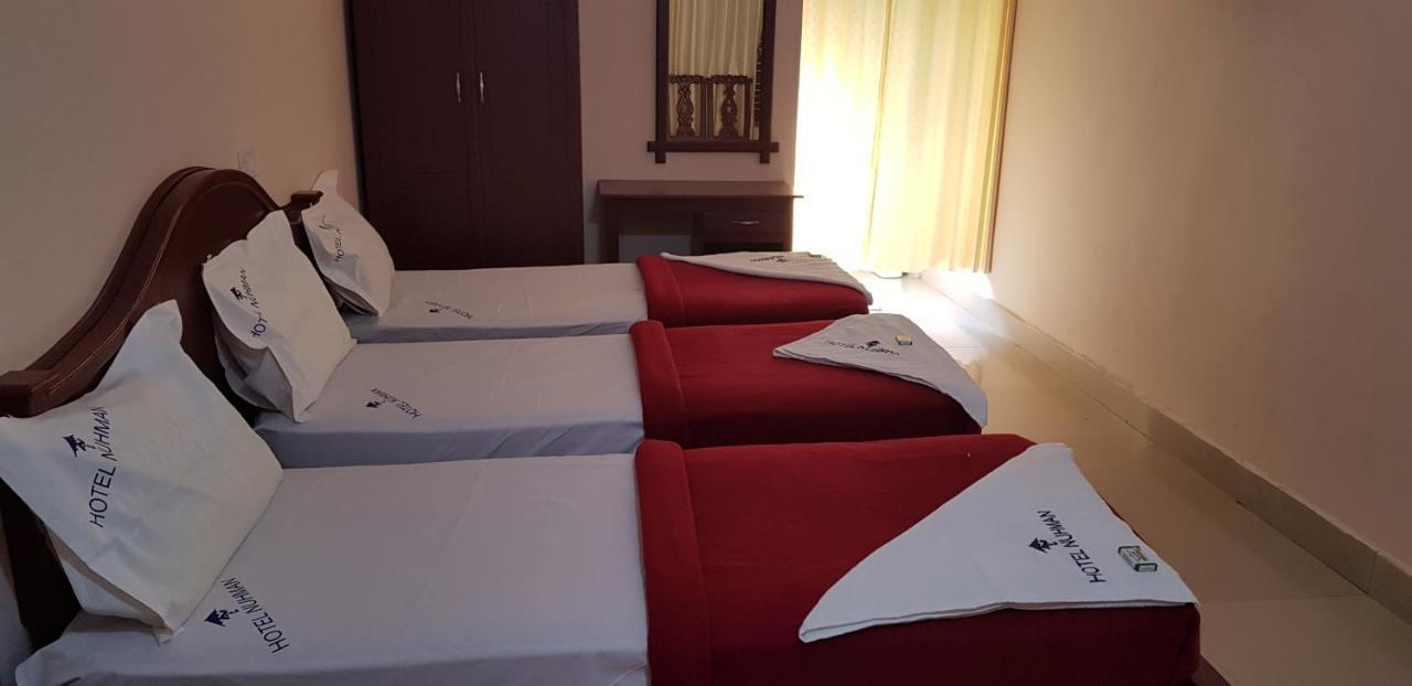 Hotel Nuhman Kondotty Kültér fotó